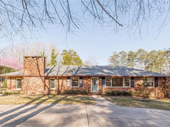 3171 Beech Dr, East Pt, GA 30344