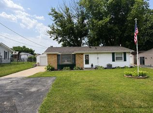 1430 Dodge St, Le Claire, IA 52753