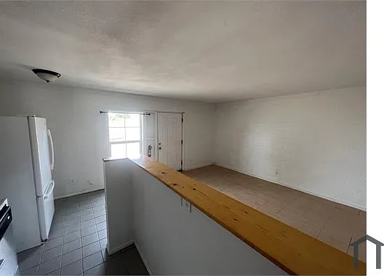 2705 W Tuckey Ln #2 — Photo 7
