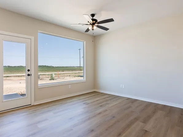 12048 W Fennec St, Clearwater, KS 67026
