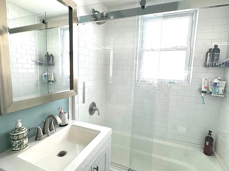 5 8th Ave #1 — Photo 7