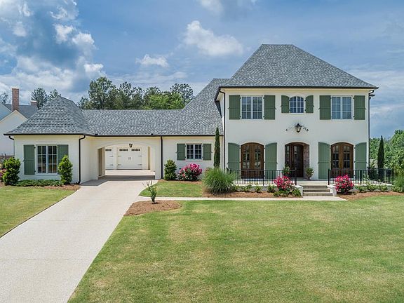 2nd image of 307 Fazio Dr