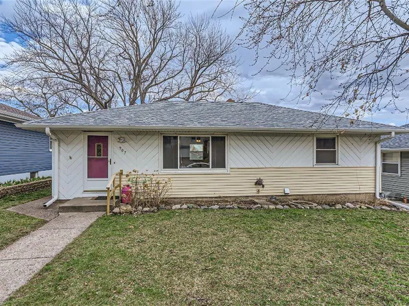 907 9th Ave S, South Saint Paul, MN 55075