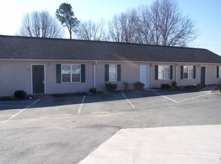 746 Lakeside Ave, Burlington, NC 27217