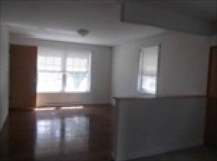 Living Room/Dinning Area