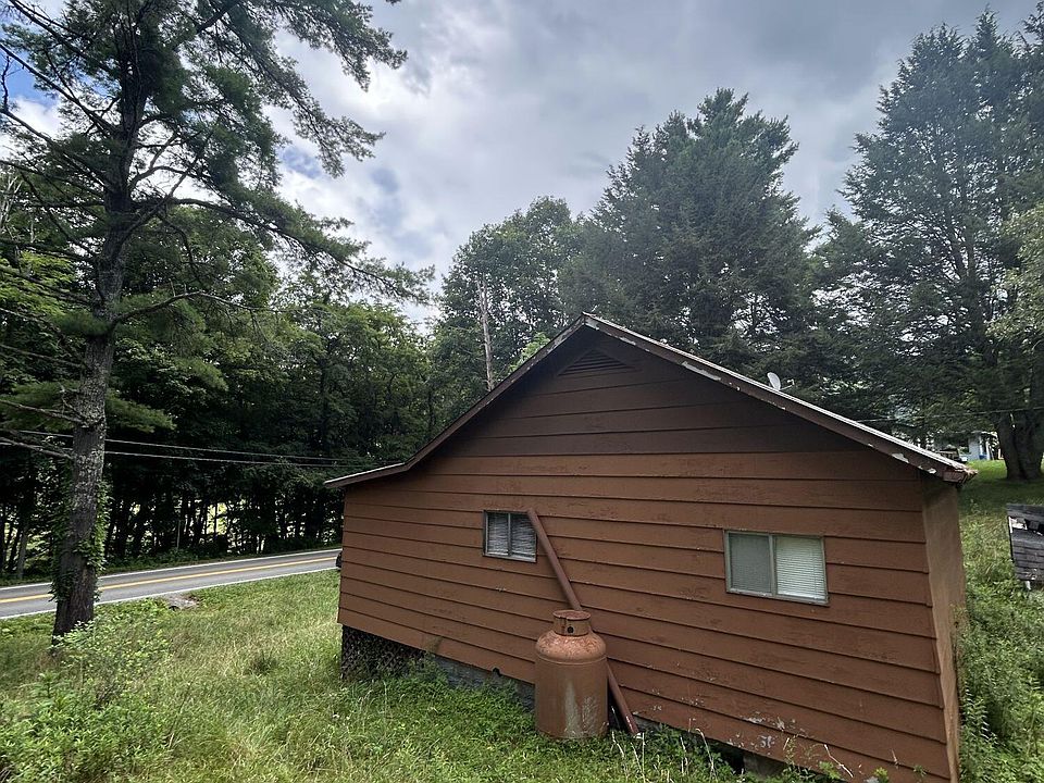 7th image of 6648 Huntersville Rd