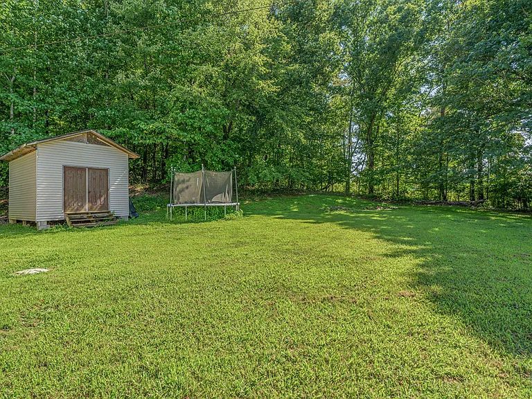 1229 Everett Rd — Photo 27