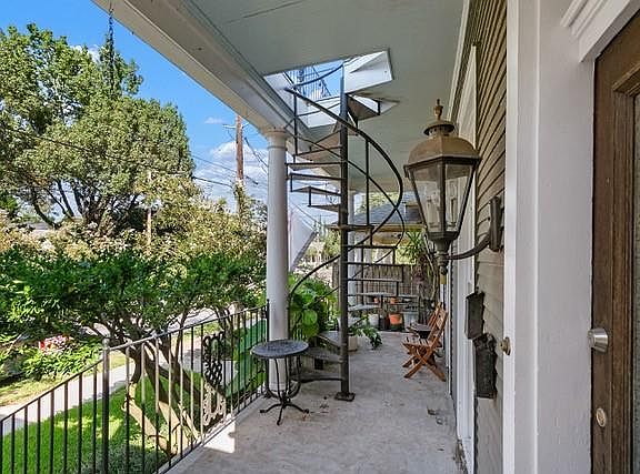 2nd image of 6306 Magazine St #2A