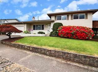 13500 NE Rose Pkwy, Portland, OR 97230
