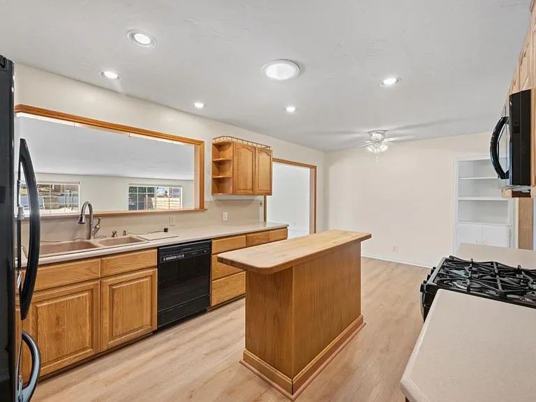 1251 Rees Rd — Photo 8