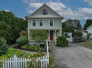 37 Woodlund Ave, Westerly, RI 02891