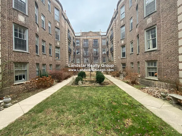 911 Elmwood Ave #E3 — Photo 11