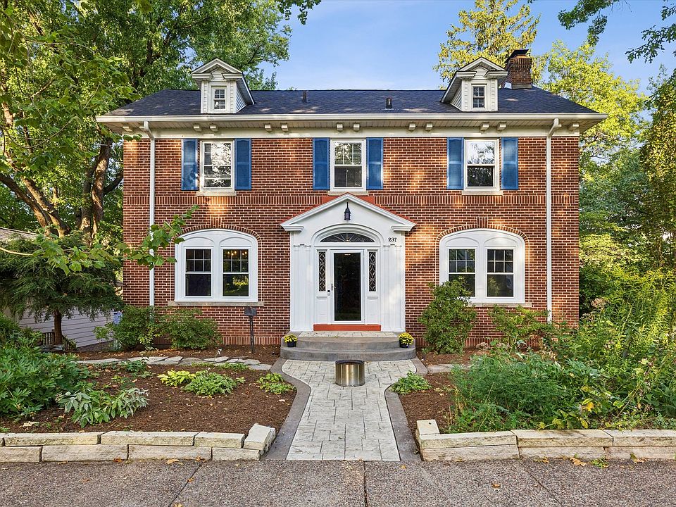 1st image of 237 Ridgewood Ave