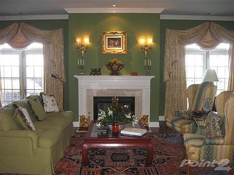 4th image of 111 Woodland Ave APT 902