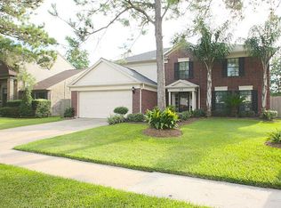 119 Coral Bay Dr, League City, TX 77573
