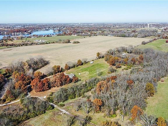 2nd image of 16707 S Groll Rd