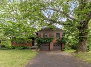 101 Darroch Rd, Delmar, NY 12054