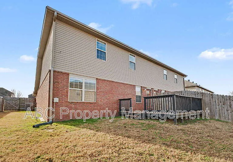 3006 SW Deerfield Blvd #2 — Photo 24