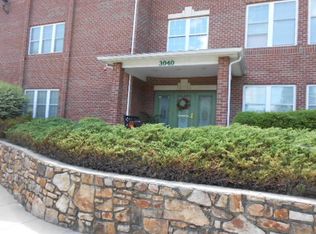 3040 McVitty Forest Dr APT 104, Roanoke, VA 24018