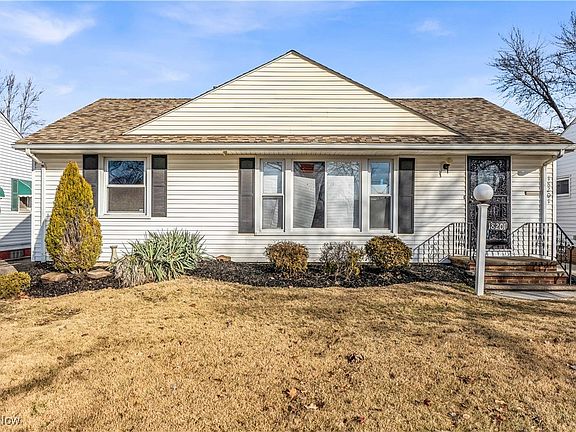 2nd image of 18201 Garden Blvd