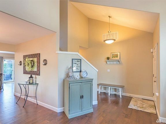 4th image of 211 35th Avenue Ct NW