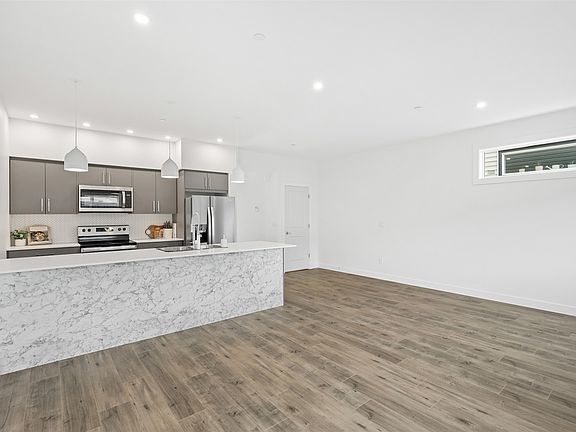 5th image of 8960 Dallas Dr #117