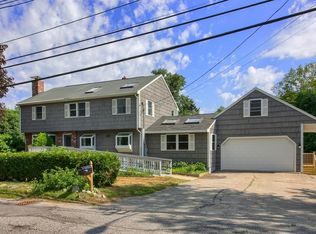 12 High St, Salisbury, MA 01952