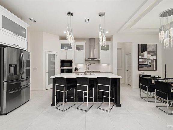5th image of 5209 Ontario Ln