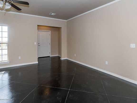 4th image of 9410 Heritage Hills Pkwy