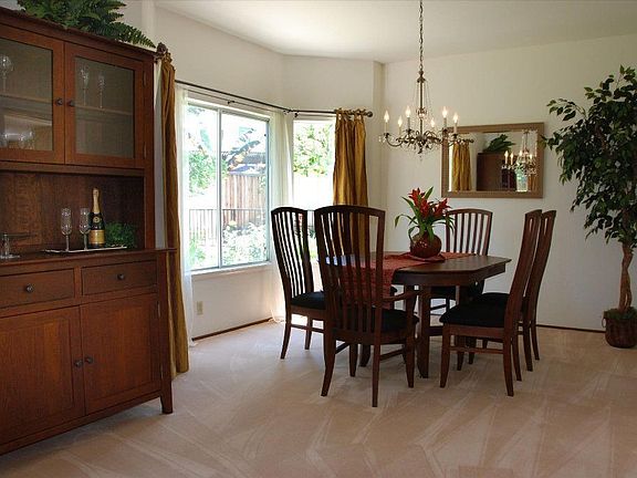 4th image of 1082 Quail Creek Cir