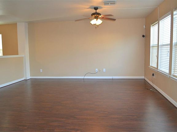 5th image of 7918 Raven Creek Ln
