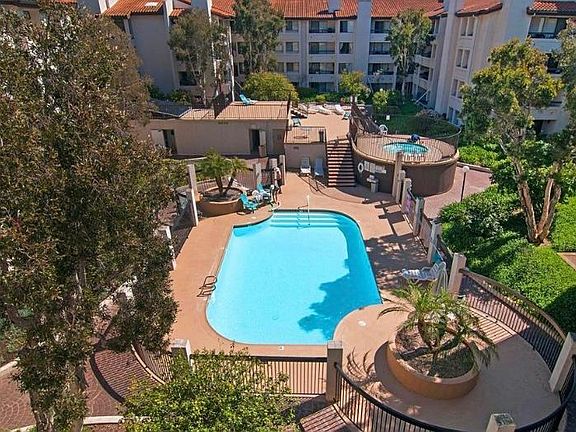 Pool and hot tub available