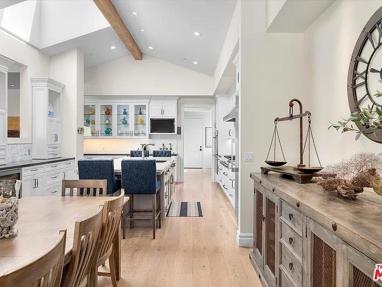 809 Leonard Rd — Photo 25