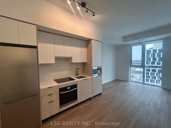 1007 The Queensway, Toronto, ON