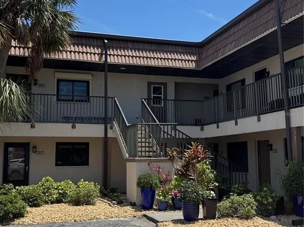 1258 Barbara Dr APT 202, Venice, FL 34285