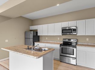 4051 West Ave, Burlington, IA 52601