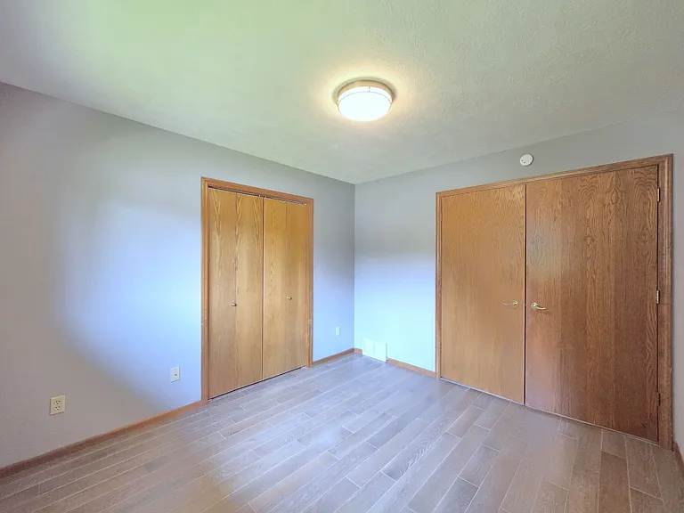 3425 E 61st Ave — Photo 23