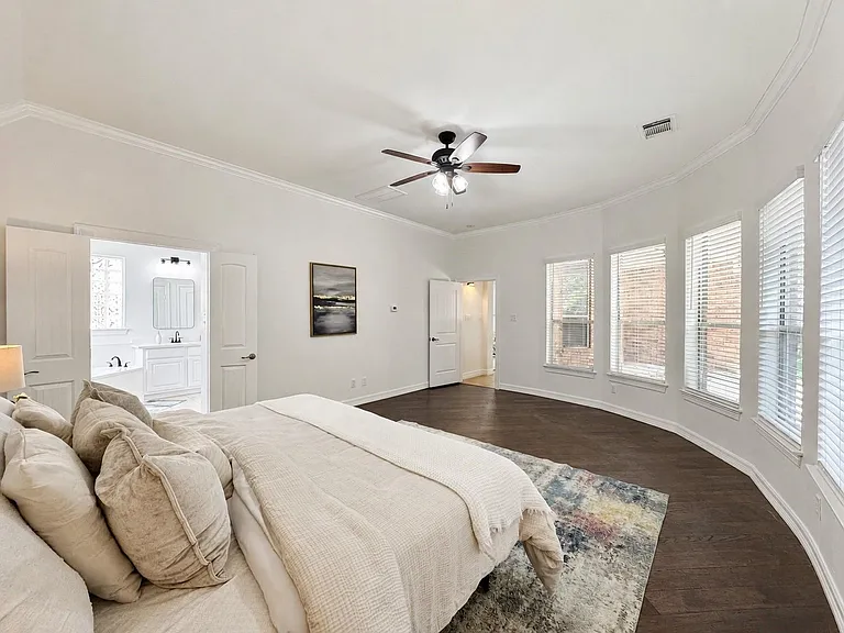 3301 Elm Creek Dr — Photo 24