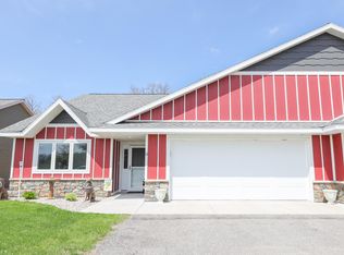 111 S Le Homme Dieu Dr NE #4, Alexandria, MN 56308