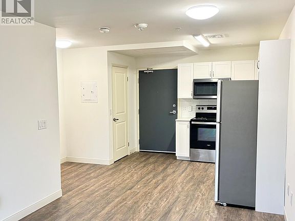 2nd image of 135 Station St #207