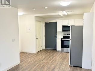 135 Station St #312, Belleville, ON K8N0T4