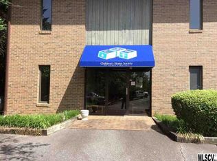 1601 S Sterling St, Morganton, NC 28655