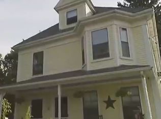 133-135 Asbury St, Hamilton, MA 01982