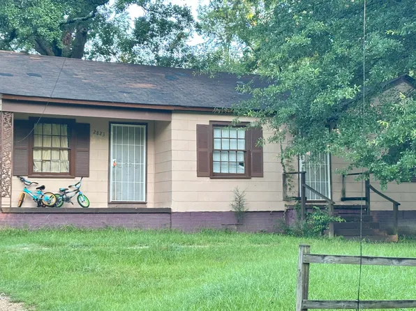 2823 Fairhill Dr, Jackson, MS 39212
