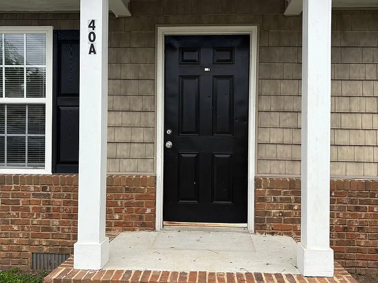 47 Robinson St — Photo 3