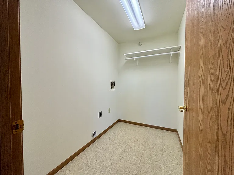6162 Dell Dr #317 — Photo 7