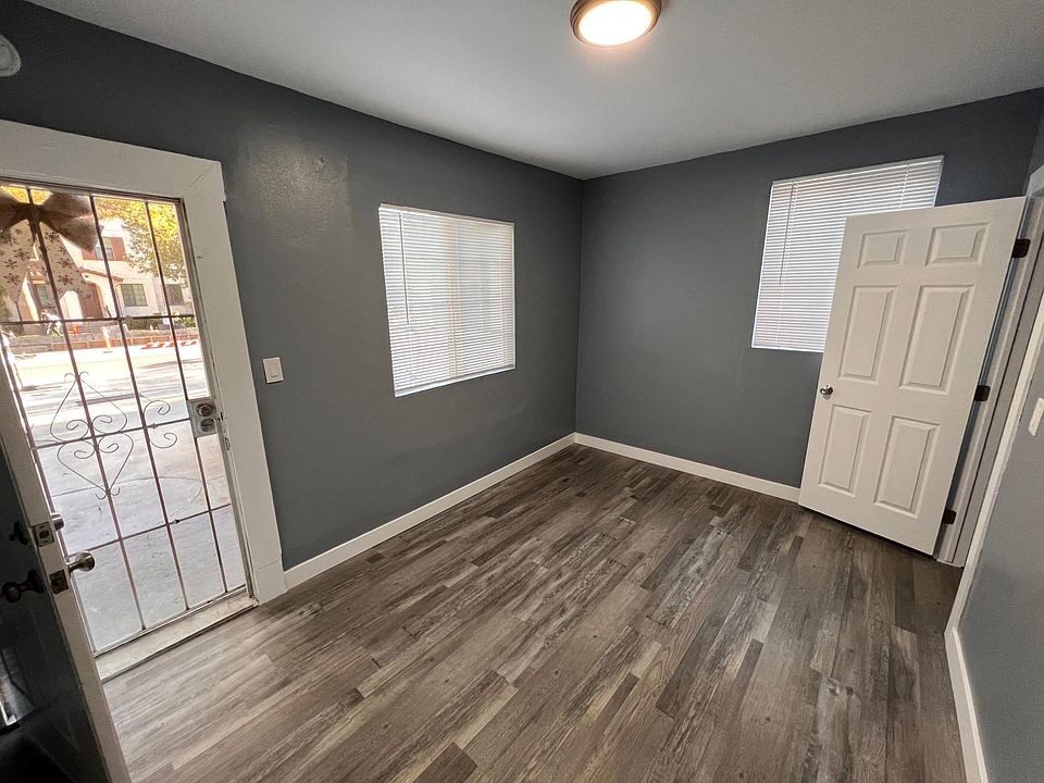 1st image of 625 E Santa Ana Blvd