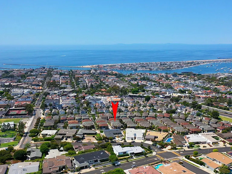 2672 Bungalow Pl — Photo 37