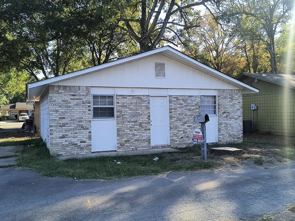 2602 W 24th Ave