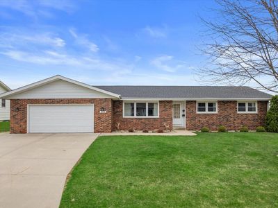 864 Mayer LANE, Mayville, WI, 53050